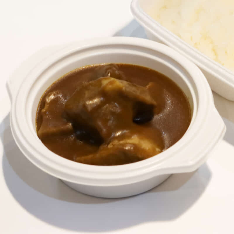 【ソースのみ】ポークカレー｜新宿御苑前でカレーのデリバリなら欧風カレーオーベルジーヌ新宿本店
